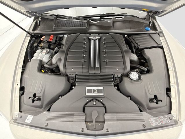 2018 Bentley Bentayga W12 Signature AWD - 23013239 - 27