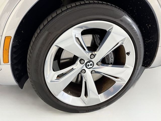 2018 Bentley Bentayga W12 Signature AWD - 23013239 - 28