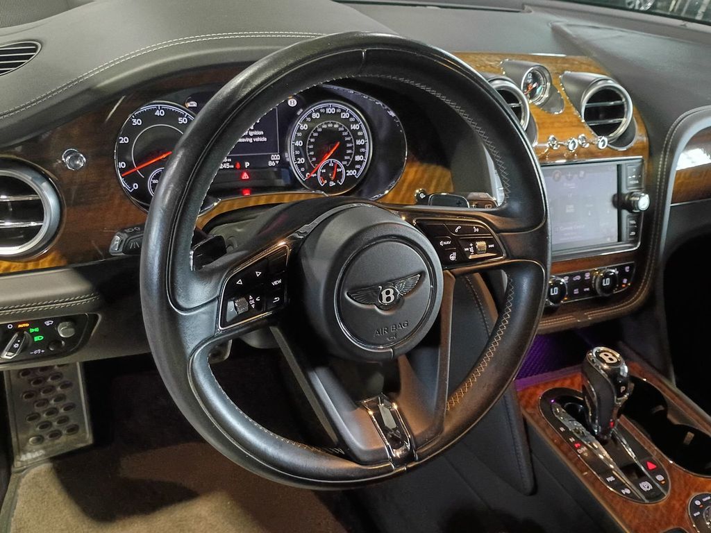 2018 Bentley Bentayga W12 Signature AWD Florida SUV - 23091809 - 16