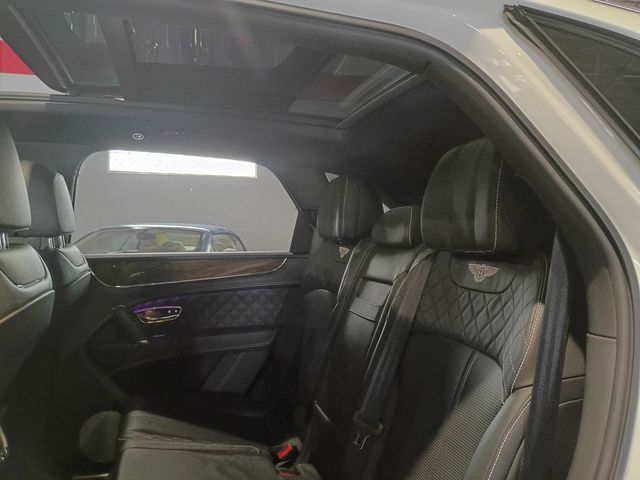 2018 Bentley Bentayga W12 Signature AWD Florida SUV - 23091809 - 29