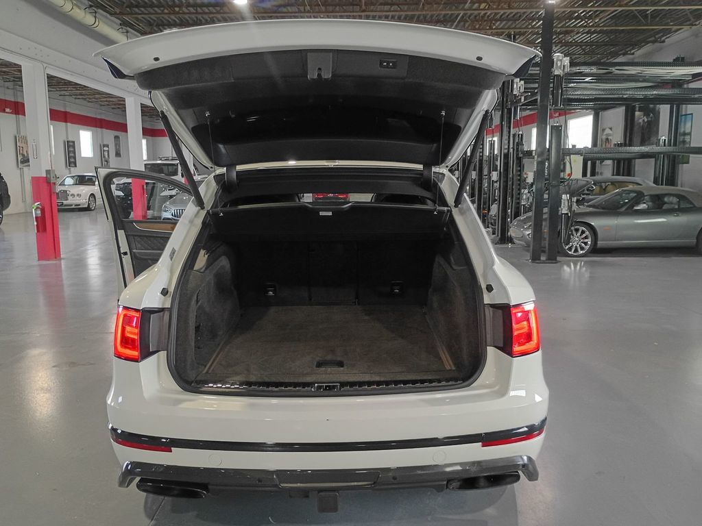 2018 Bentley Bentayga W12 Signature AWD Florida SUV - 23091809 - 41