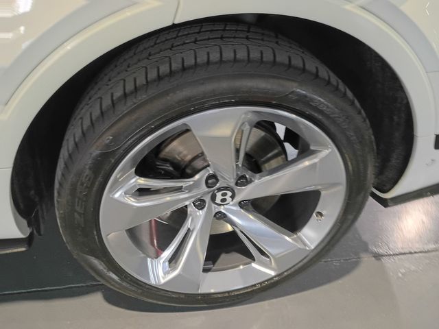 2018 Bentley Bentayga W12 Signature AWD Florida SUV - 23091809 - 46