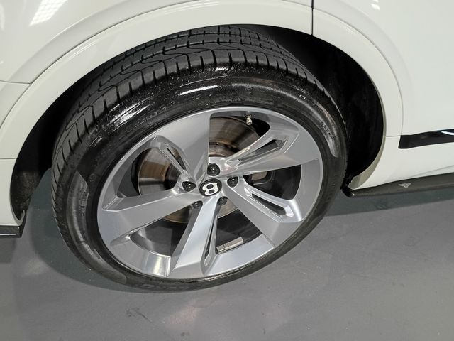 2018 Bentley Bentayga W12 Signature AWD Florida SUV - 23091809 - 47