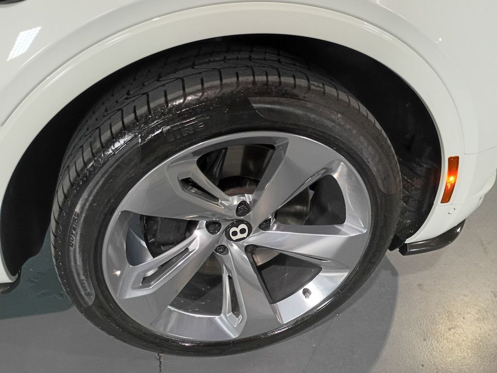 2018 Bentley Bentayga W12 Signature AWD Florida SUV - 23091809 - 48