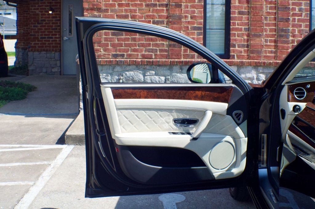 2018 Bentley Flying Spur MSRP$225045/FlyingSpur/V8/MullinerDriverSpec/DiamondQuiltSeats - 22996249 - 19