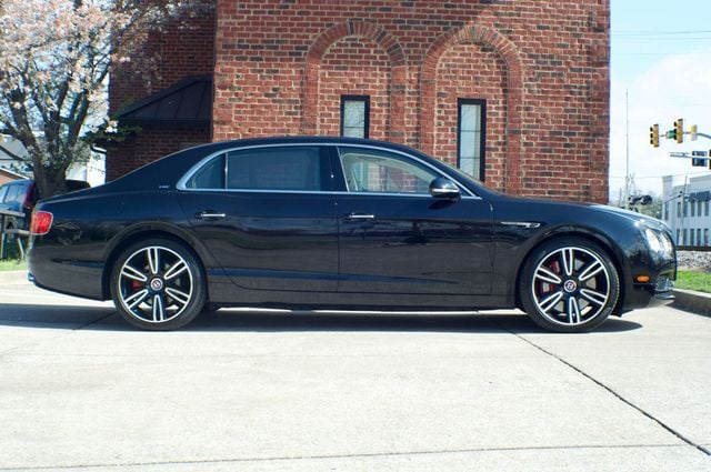 2018 Bentley Flying Spur MSRP$225045/FlyingSpur/V8/MullinerDriverSpec/DiamondQuiltSeats - 22996249 - 3