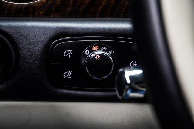 2018 Bentley Flying Spur V8 S Sedan - 23019726 - 33