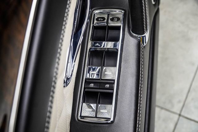 2018 Bentley Flying Spur V8 S Sedan - 23019726 - 37
