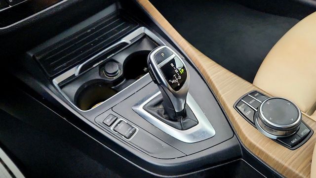 2018 BMW 2 Series 230i xDrive Convertible w/ Premium & Convenience Pkgs + Leather - 23024305 - 16