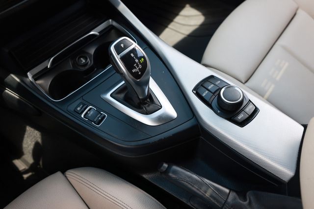 2018 BMW 2 Series M240i - 23041090 - 36