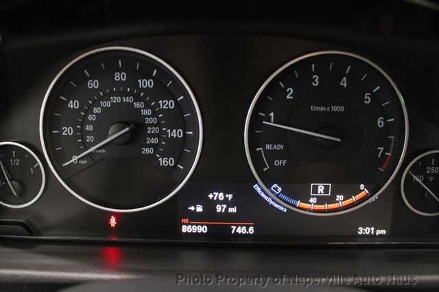 2018 BMW 3 Series 320i xDrive - 23038447 - 13