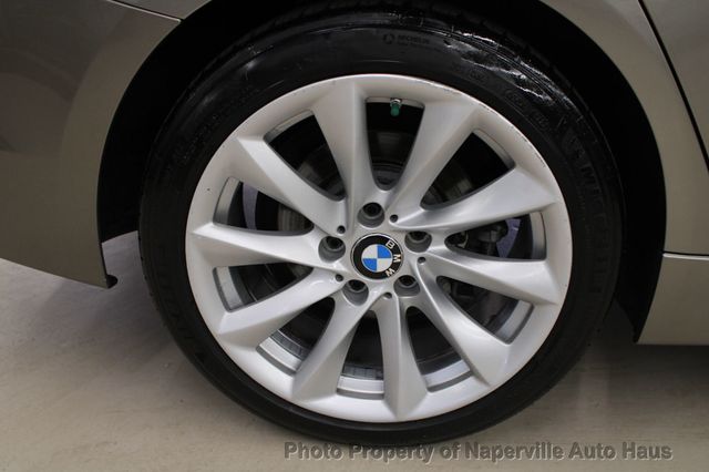 2018 BMW 3 Series 320i xDrive - 23038447 - 39
