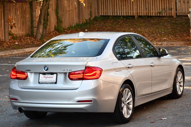 2018 BMW 3 Series 320i xDrive - 22642801 - 8