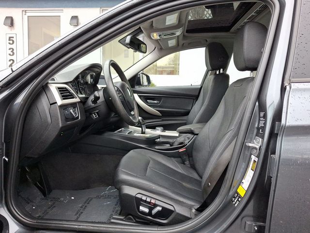 2018 BMW 3 Series 320i xDrive - 22764058 - 12