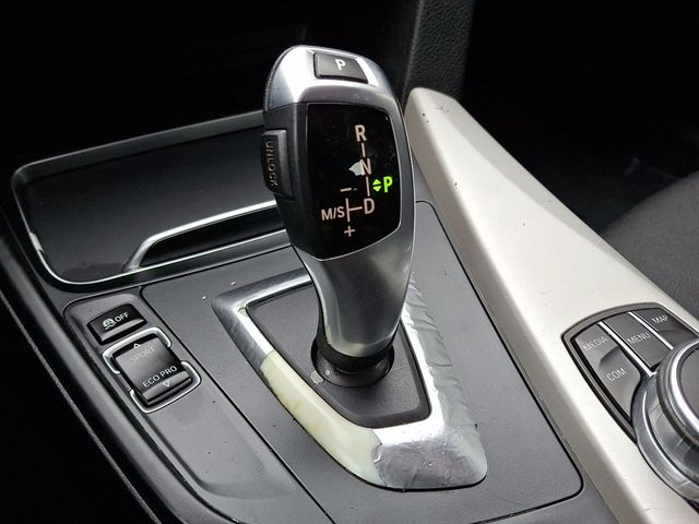 2018 BMW 3 Series 320i xDrive - 22764058 - 14