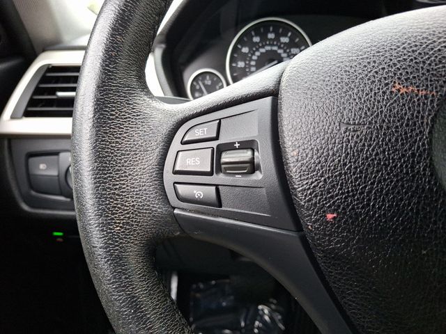 2018 BMW 3 Series 320i xDrive - 22764058 - 23