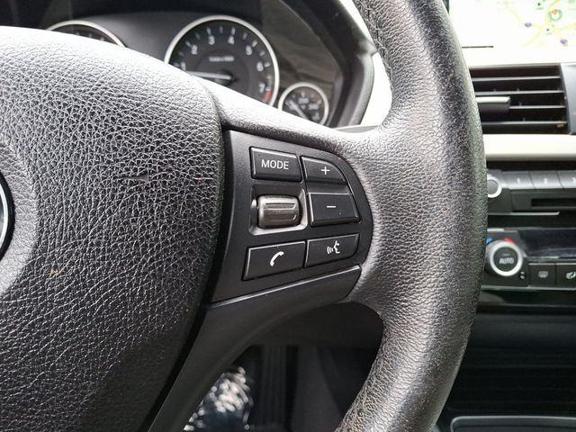 2018 BMW 3 Series 320i xDrive - 22764058 - 24