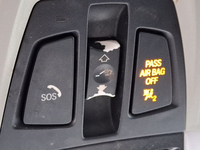 2018 BMW 3 Series 320i xDrive - 22764058 - 28