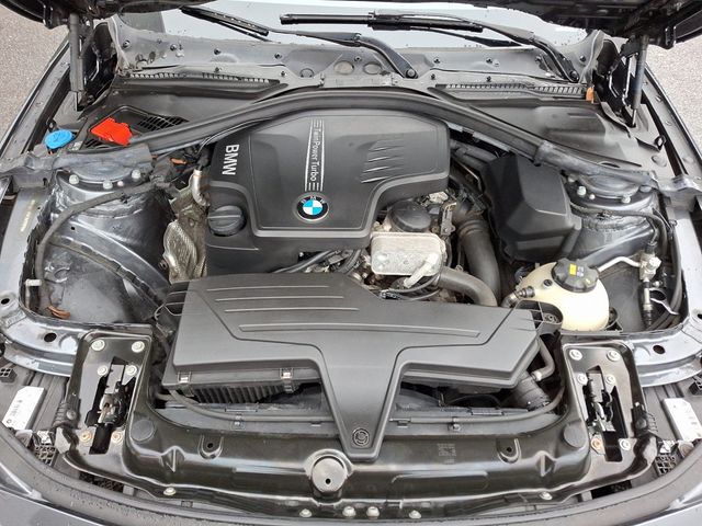 2018 BMW 3 Series 320i xDrive - 22764058 - 30