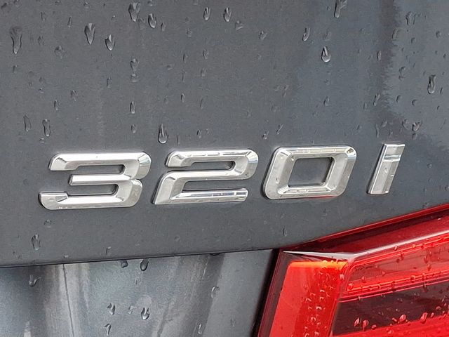 2018 BMW 3 Series 320i xDrive - 22764058 - 33