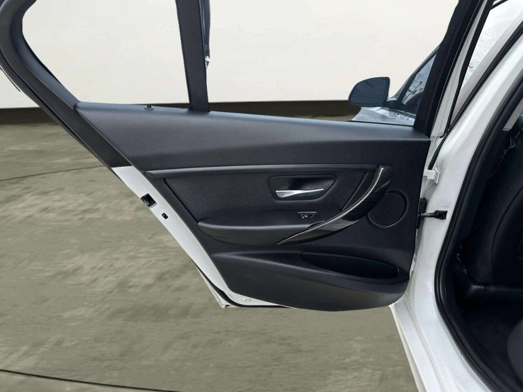 2018 BMW 3 Series 320i xDrive - 23003224 - 10