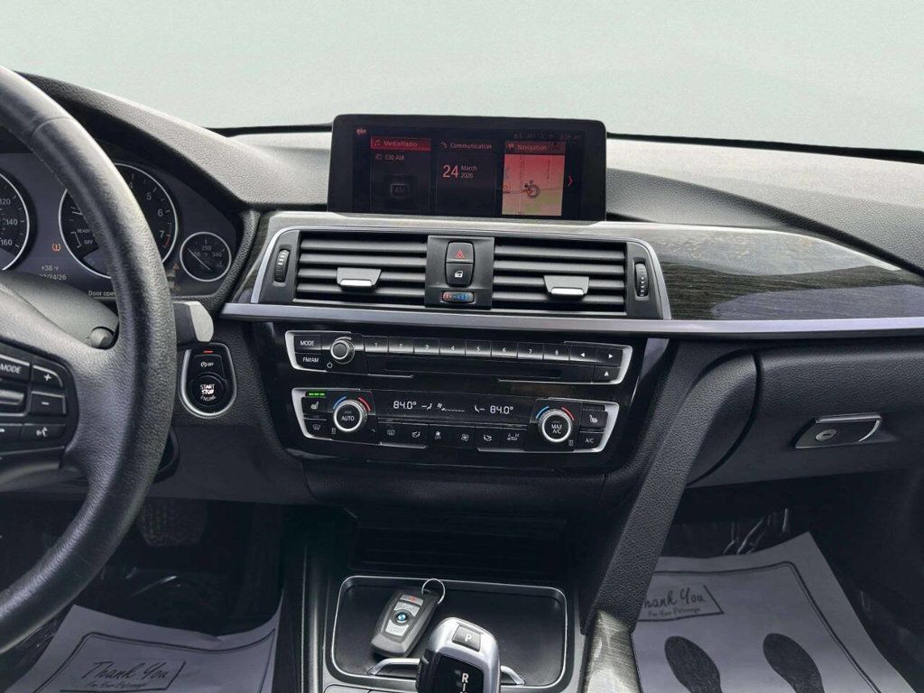 2018 BMW 3 Series 320i xDrive - 23003224 - 18