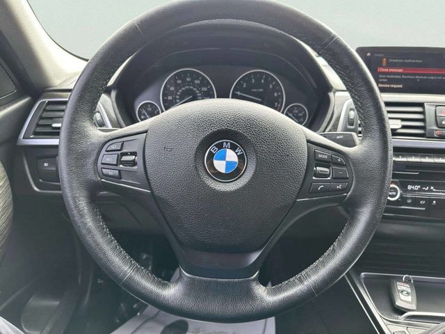 2018 BMW 3 Series 320i xDrive - 23003224 - 22