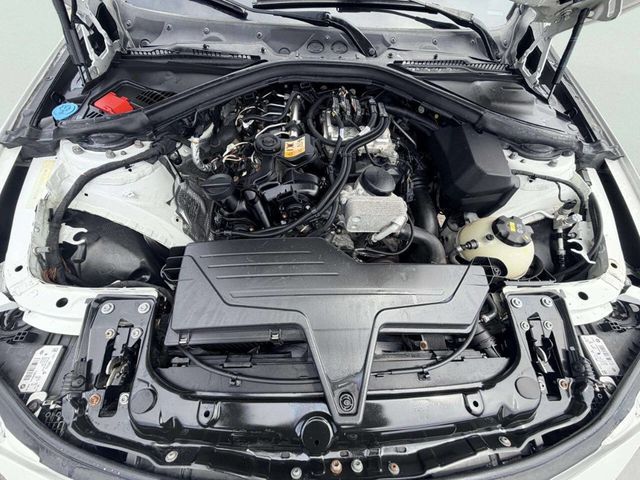 2018 BMW 3 Series 320i xDrive - 23019061 - 11