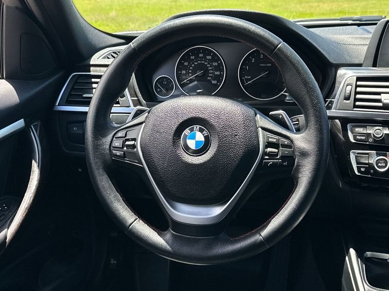 2018 BMW 3 Series 330e iPerformance Plug-In Hybrid - 23021339 - 17