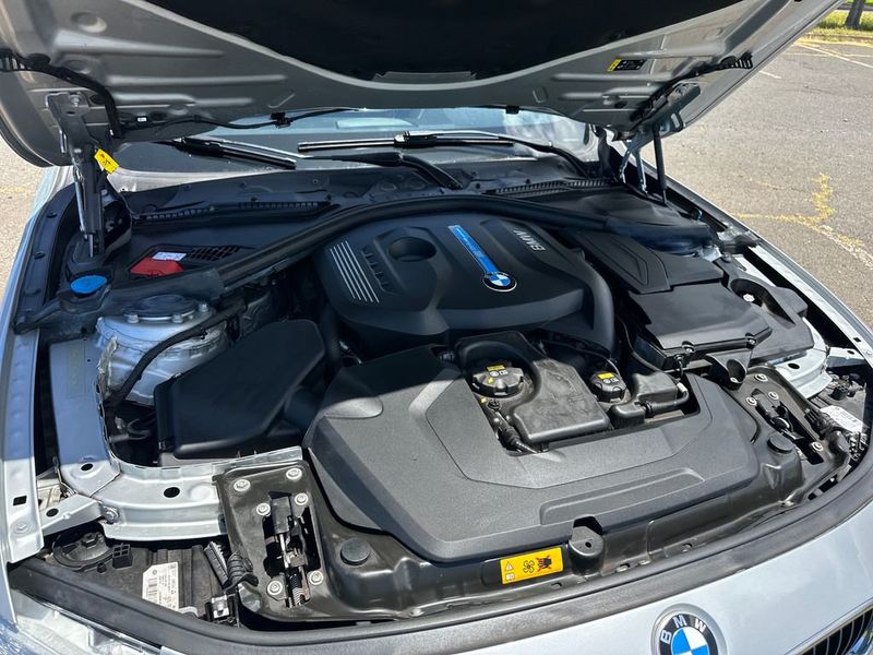 2018 BMW 3 Series 330e iPerformance Plug-In Hybrid - 23021339 - 20