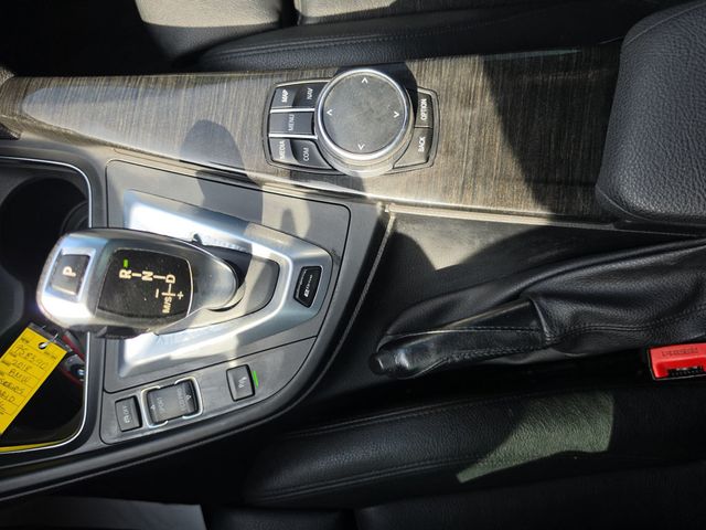 2018 BMW 3 Series 330e iPerformance Plug-In Hybrid - 23014026 - 14