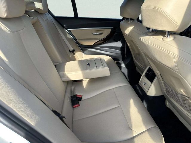 2018 BMW 3 Series 330e iPerformance Plug-In Hybrid - 22968397 - 13