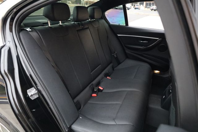 2018 BMW 3 Series 330e iPerformance Plug-In Hybrid - 22958424 - 18