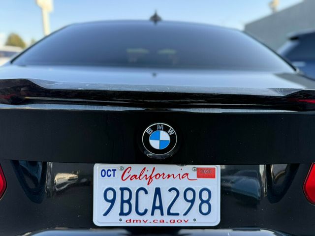 2018 BMW 3 Series 330i - 23020567 - 24