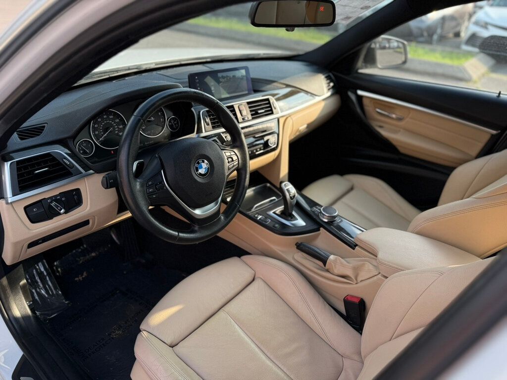2018 BMW 3 Series 330i - 22887209 - 10