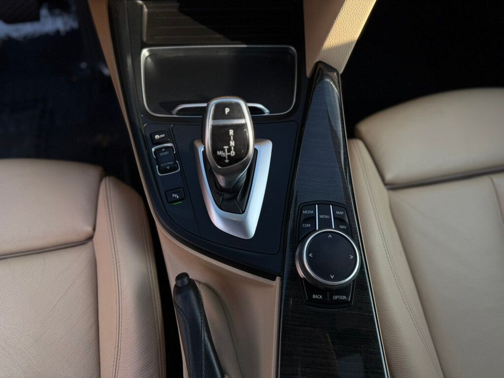 2018 BMW 3 Series 330i - 22887209 - 17