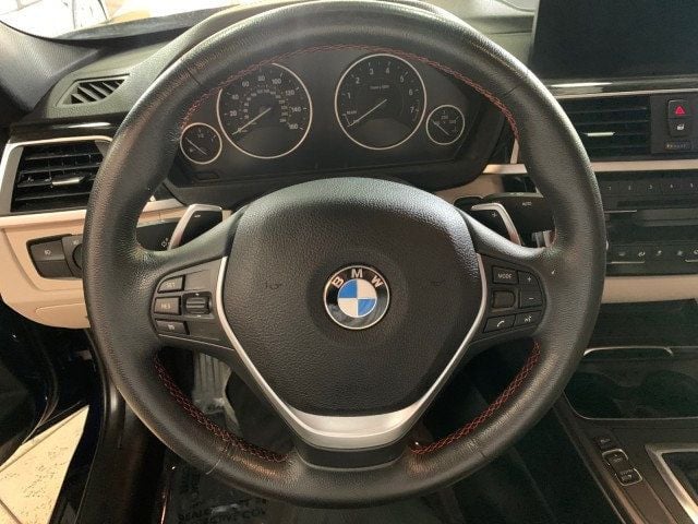 2018 BMW 3 Series 330i xDrive - 21443626 - 16