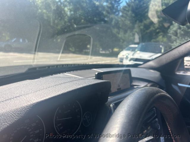 2018 BMW 3 Series 330i xDrive - 23065115 - 7