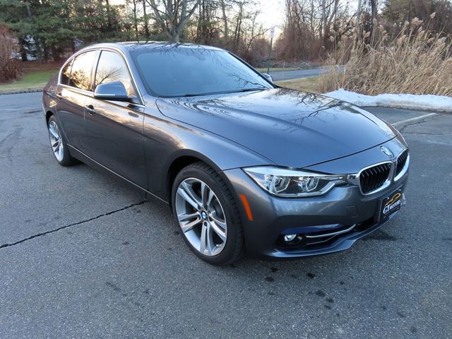 2018 BMW 3 Series 330i xDrive - 22969104 - 18
