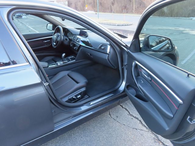 2018 BMW 3 Series 330i xDrive - 22969104 - 22
