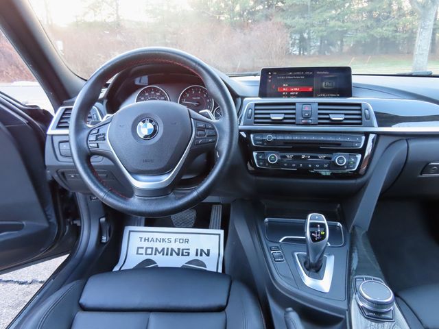 2018 BMW 3 Series 330i xDrive - 22969104 - 30