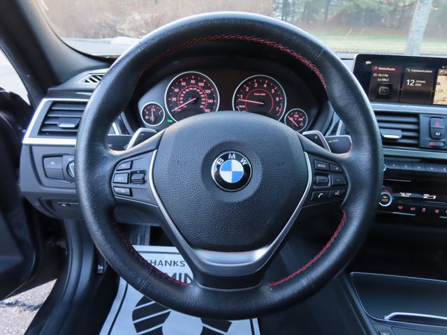 2018 BMW 3 Series 330i xDrive - 22969104 - 39