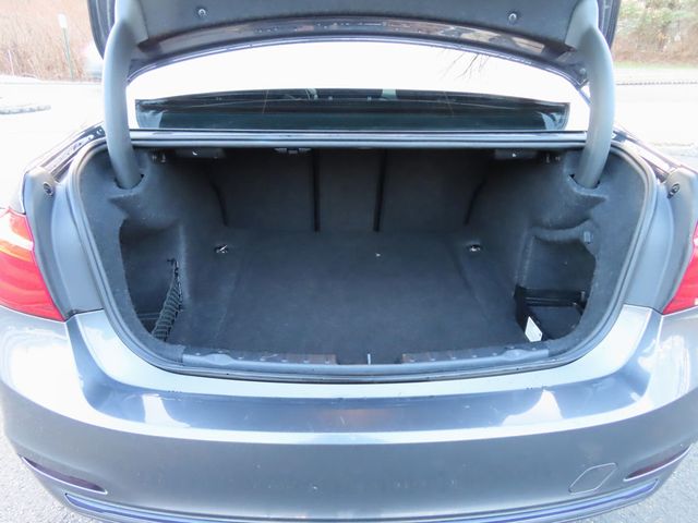 2018 BMW 3 Series 330i xDrive - 22969104 - 45