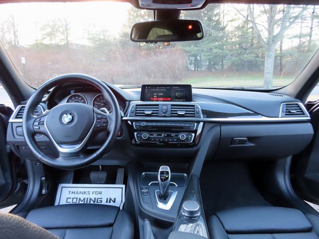 2018 BMW 3 Series 330i xDrive - 22969104 - 5