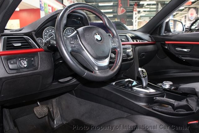 2018 BMW 3 Series 330i xDrive - 22483752 - 15