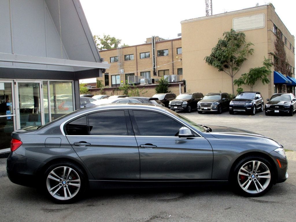 2018 BMW 3 Series 330i xDrive - 23093948 - 10