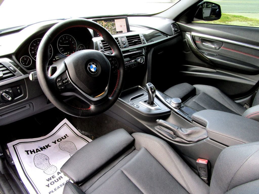 2018 BMW 3 Series 330i xDrive - 23093948 - 12