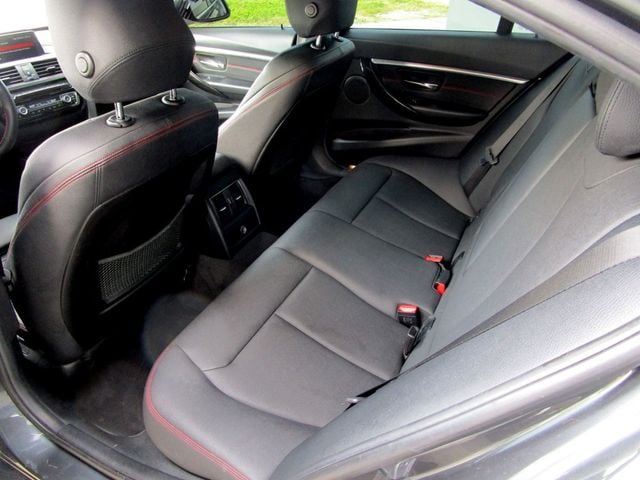 2018 BMW 3 Series 330i xDrive - 23093948 - 16
