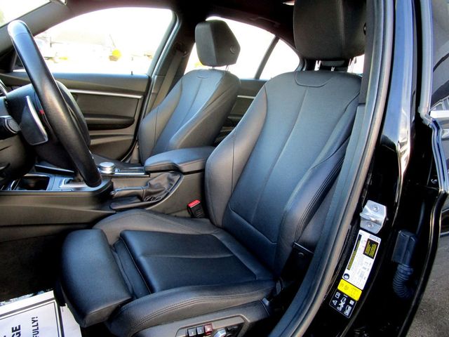 2018 BMW 3 Series 330i xDrive - 23099669 - 14