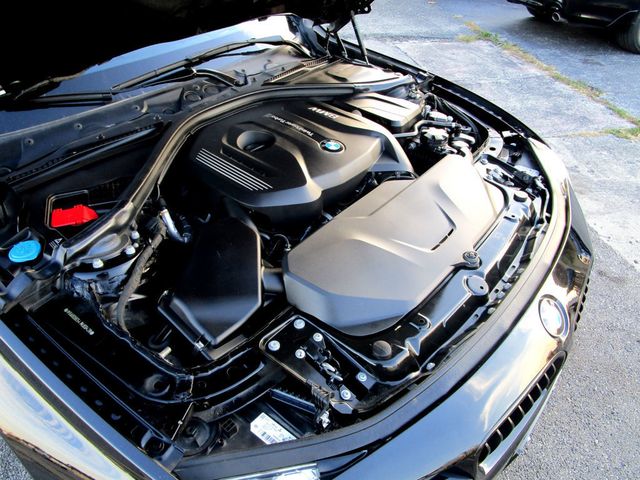 2018 BMW 3 Series 330i xDrive - 23099669 - 38